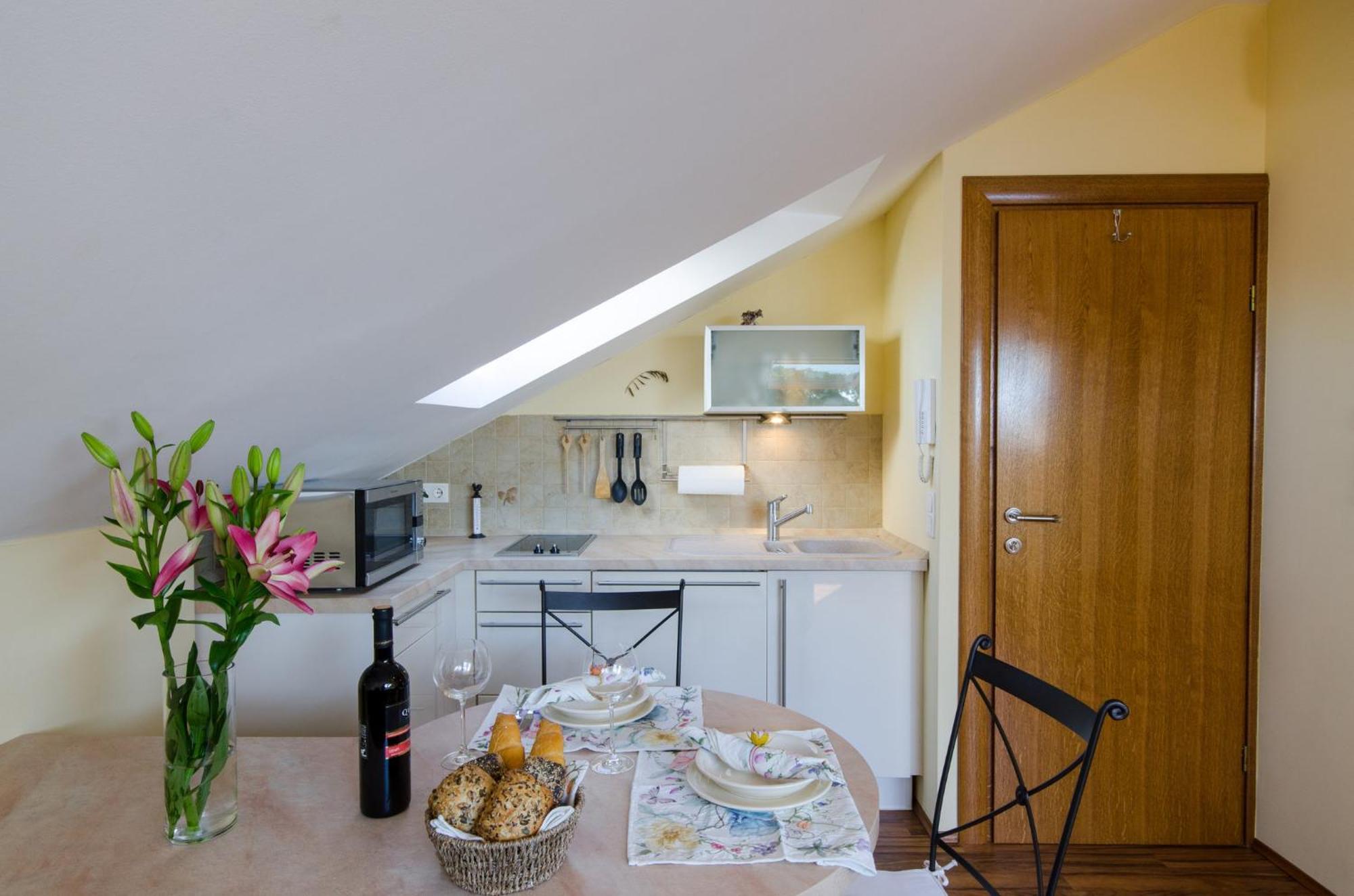 Villa Maslina Apartments Crikvenica Buitenkant foto